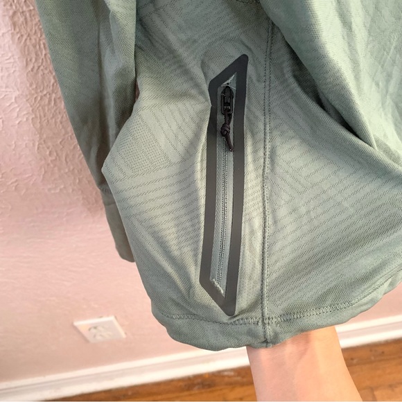 Women’s CrossFit green Hoodie size XS - Picture 7 of 9